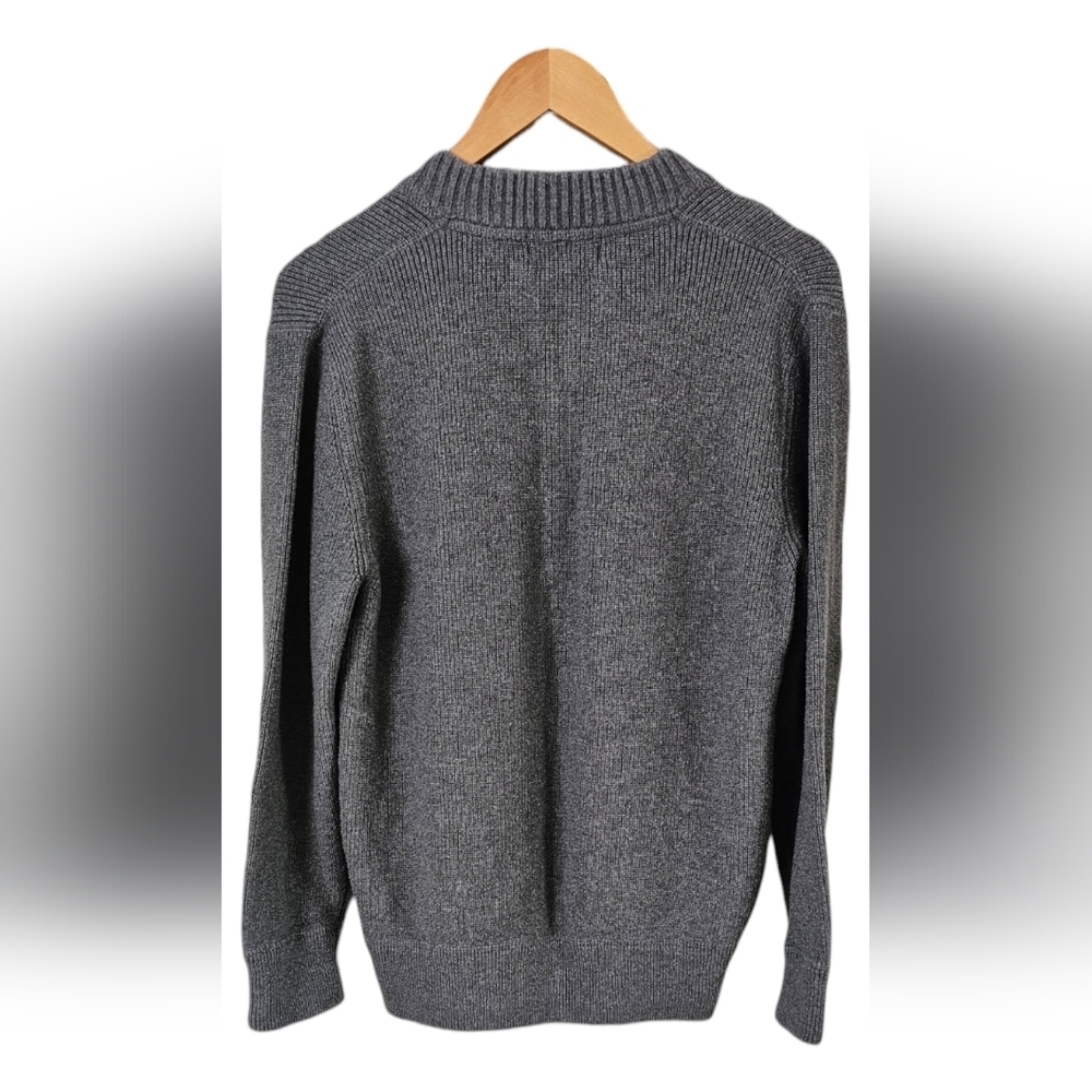 Eddie Bauer - Men's 100% Cotton Gray Sweater Navy Blue Hem 2- Buttons - Picture 2 of 8